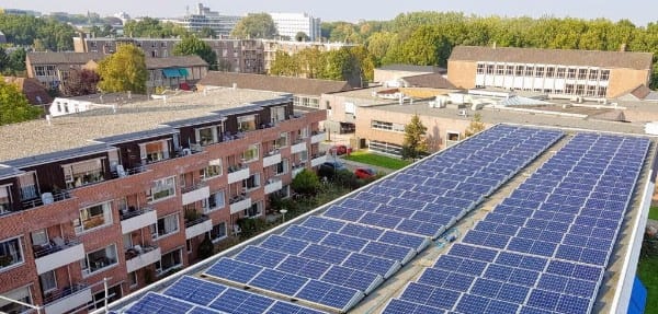 20 zorghuizen krijgen zorgeloos 14.000 zonnepanelen