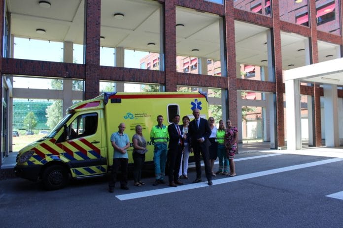 Foto_Ambulance transferium_hoge resolutie